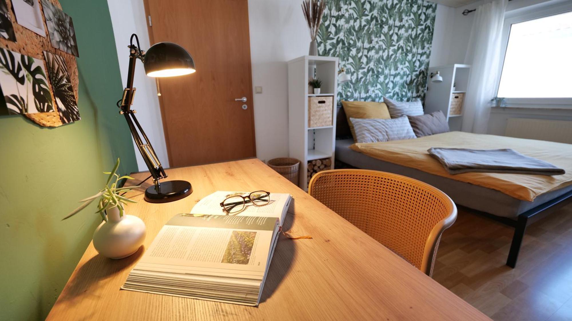 Plant Apartment Eutingen im Gau Экстерьер фото